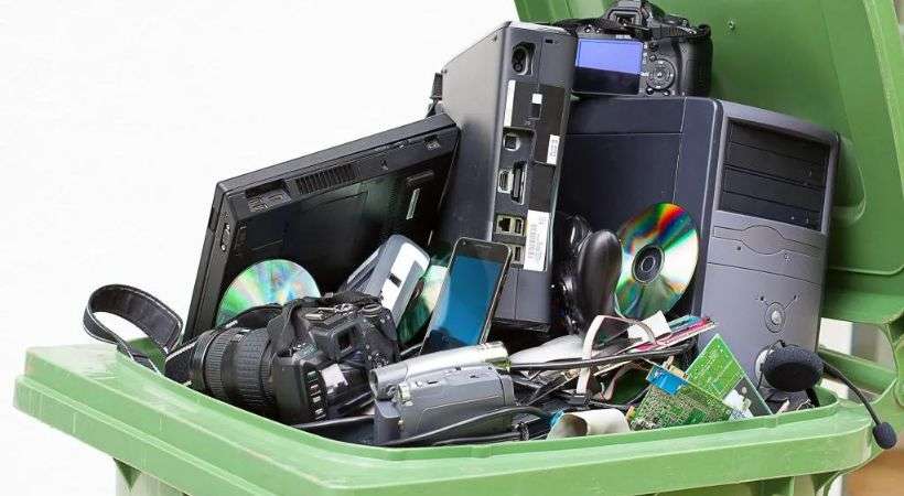 Recyclable electronics materials 